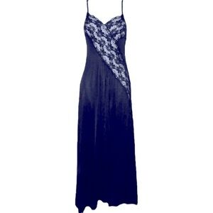 Vintage Val Mode Black Full Length Nightgown Petite Maxi length lace details